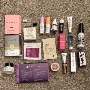 NEW 21 Piece Beauty Bundle